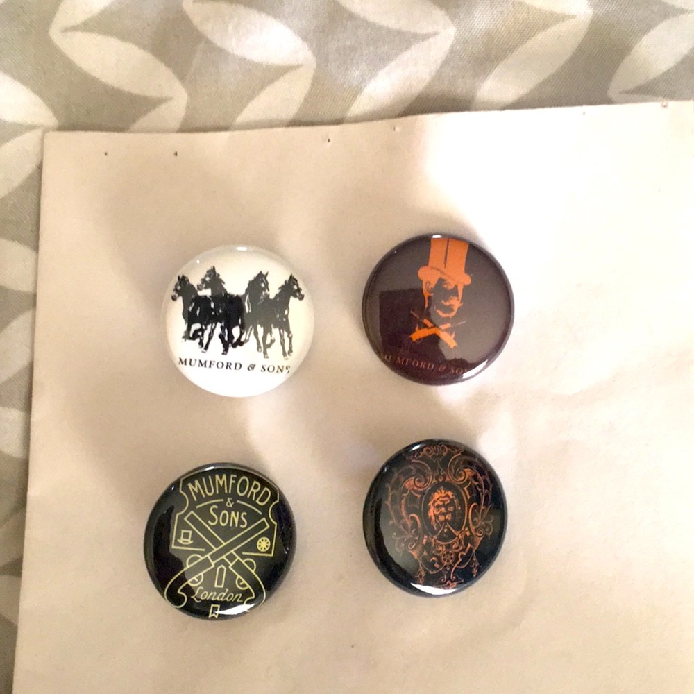 Mumford and Sons small buttons